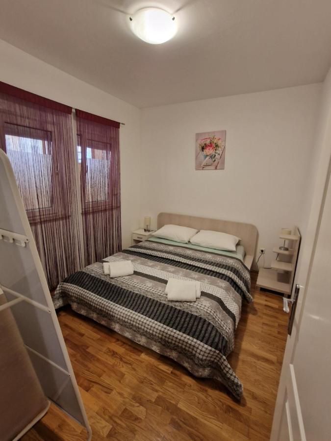 Apartments Glibo Крес Екстериор снимка
