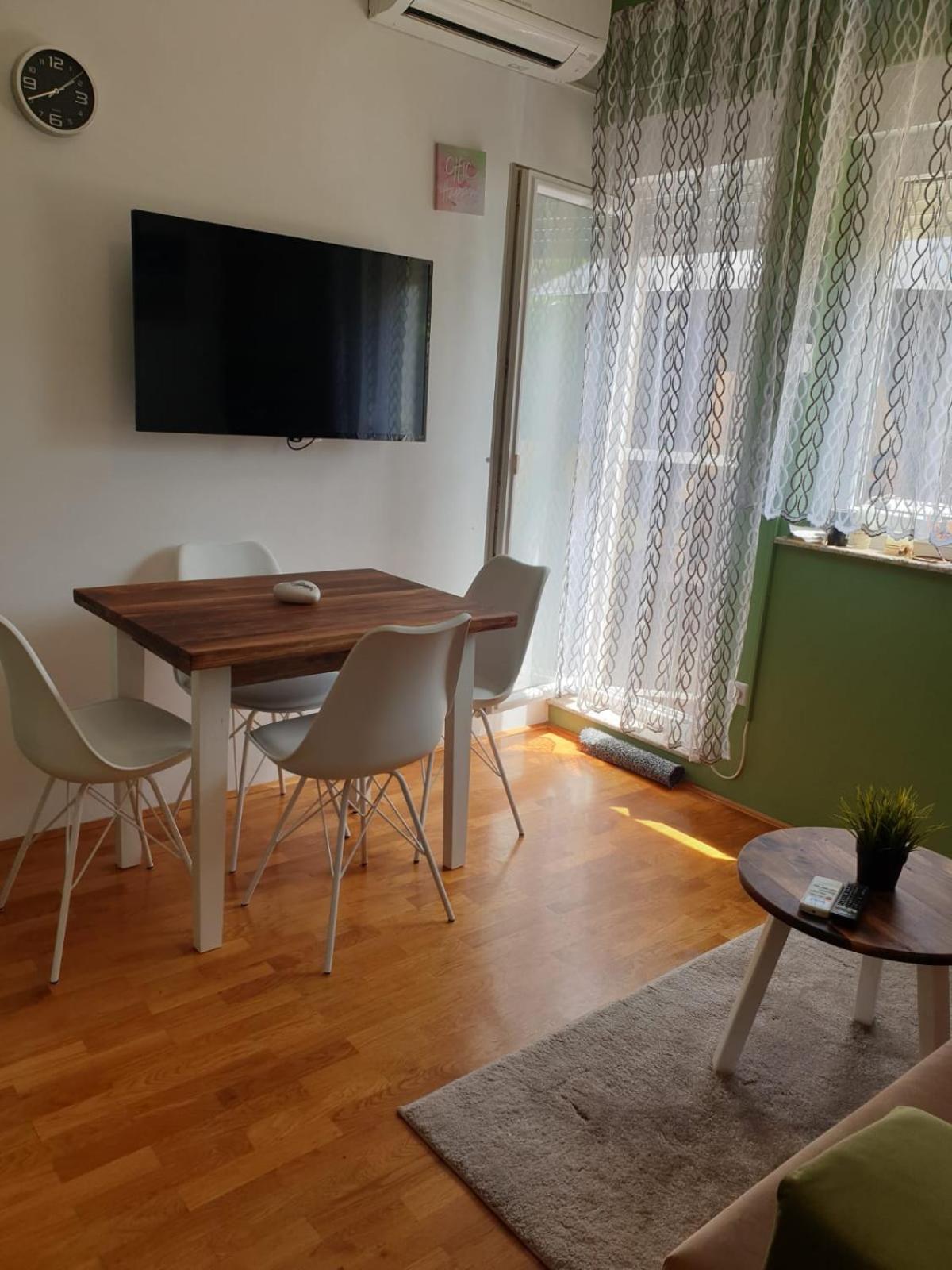 Apartments Glibo Крес Екстериор снимка