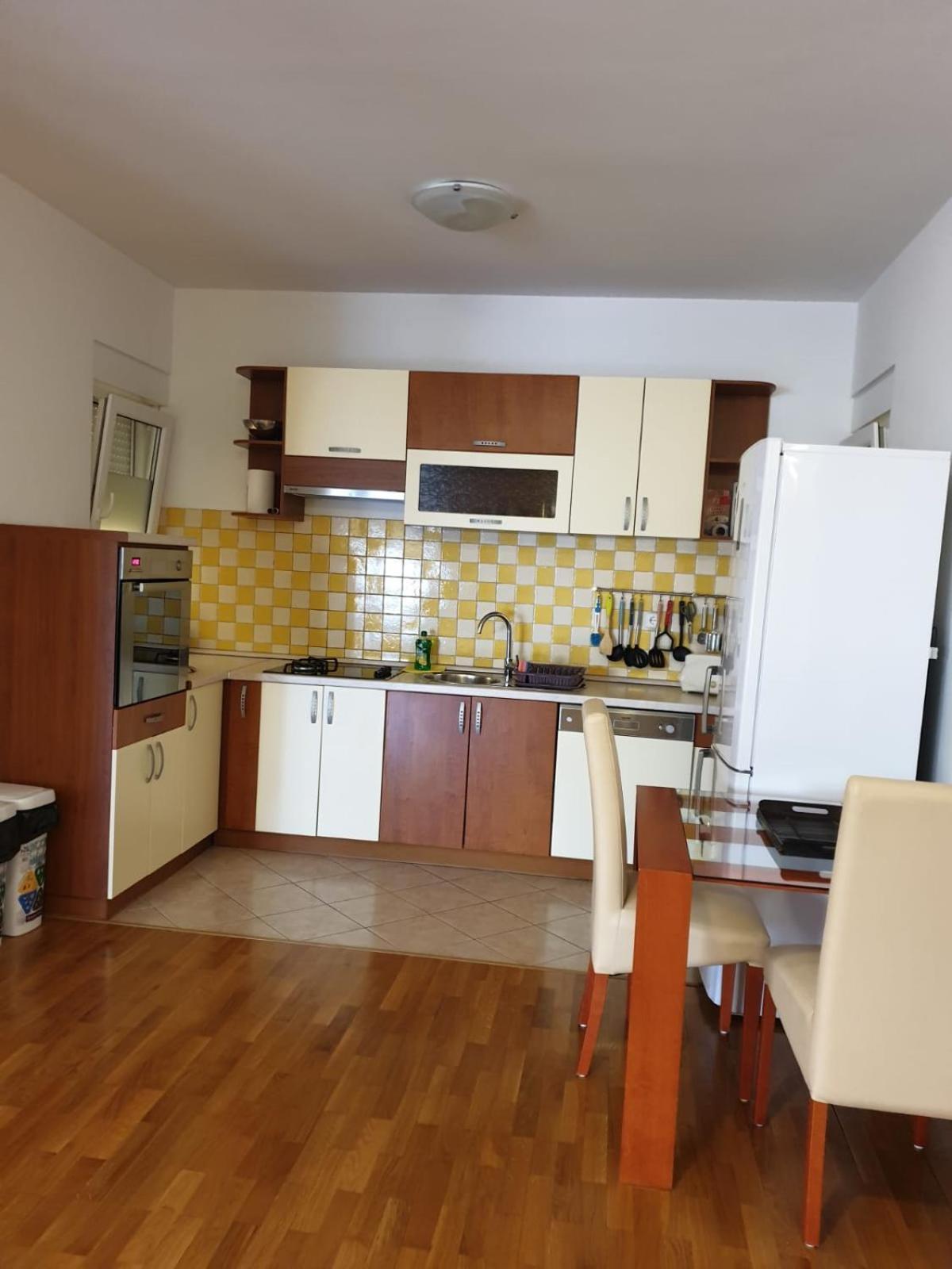 Apartments Glibo Крес Екстериор снимка